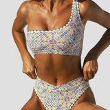 Slađana - Bikini s jednim ramenom i uzorkom