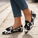 Mocassino Ginevra — Mucca Beli i Crni, Crne Pomponke