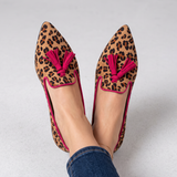 Moccasin Ginevra — Leopardo Suede, Fuksija Nappine