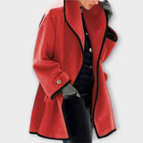 Flora | Kaput s kontrastnim detaljima u oversized stilu